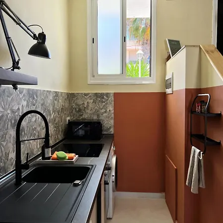 Patio Canario * Escape / 2 Rooms, 2 Terraces & Pool דירה *