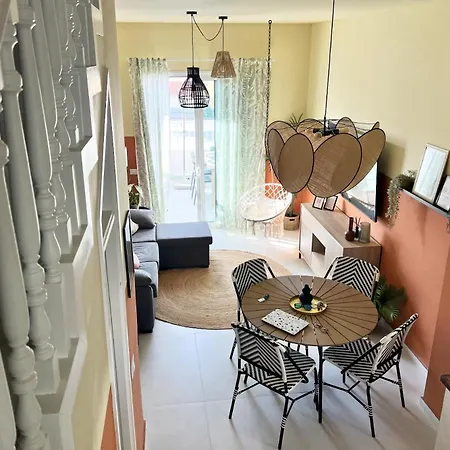 Patio Canario * Escape / 2 Rooms, 2 Terraces & Pool * ארונה