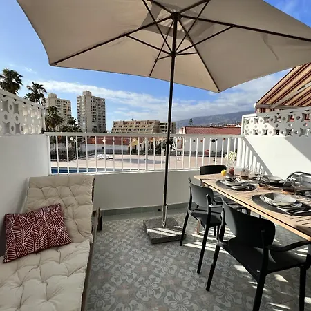 Patio Canario * Escape / 2 Rooms, 2 Terraces & Pool דירה *